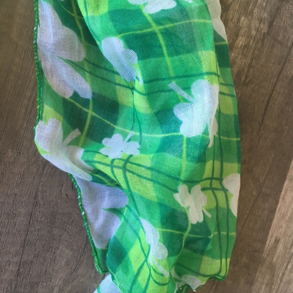 NEW St. Patty’s Day Accessories bundle - Picture 7 of 8